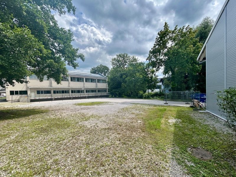 Blick auf das Grundstück