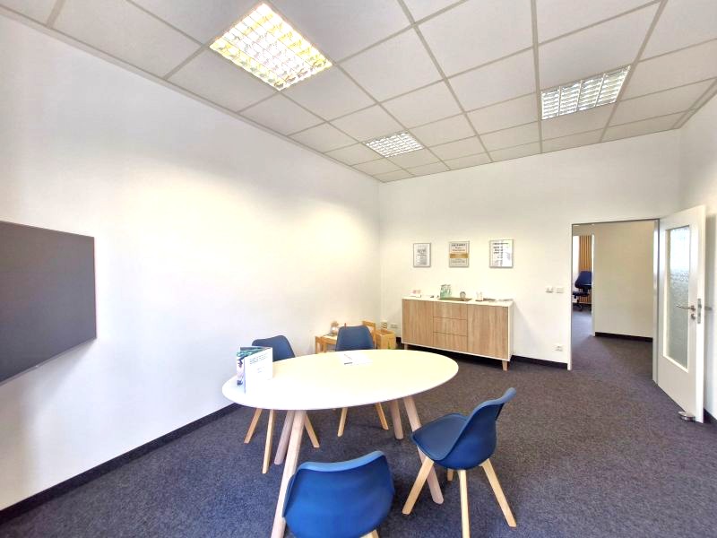 Blick 4 in ein Büro