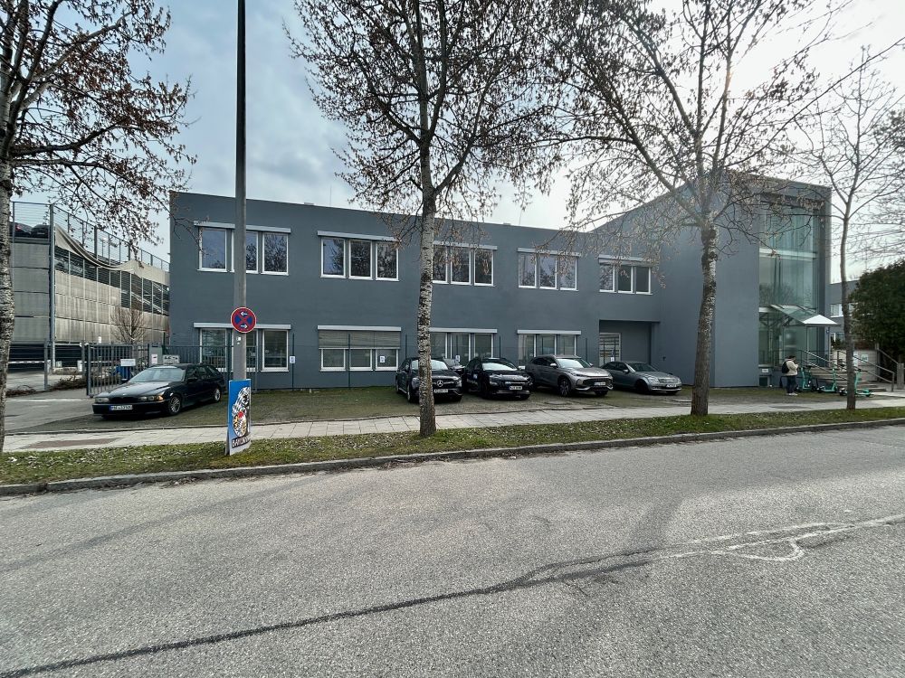 Vielseitige Büroflächen im EURO-Industriepark – Ihr neuer Standort mit Potential