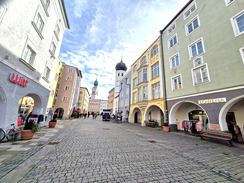 Blick zum Max Josefs Platz