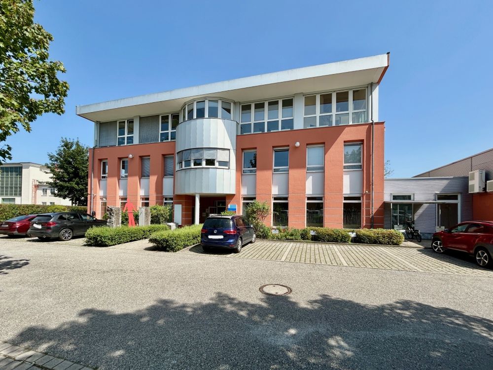 Repräsentatives Bürohaus. Durchdachter Grundriss!