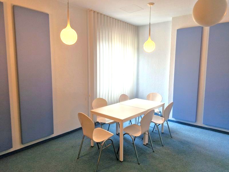 Blick 3 in den Aufenthaltsraum