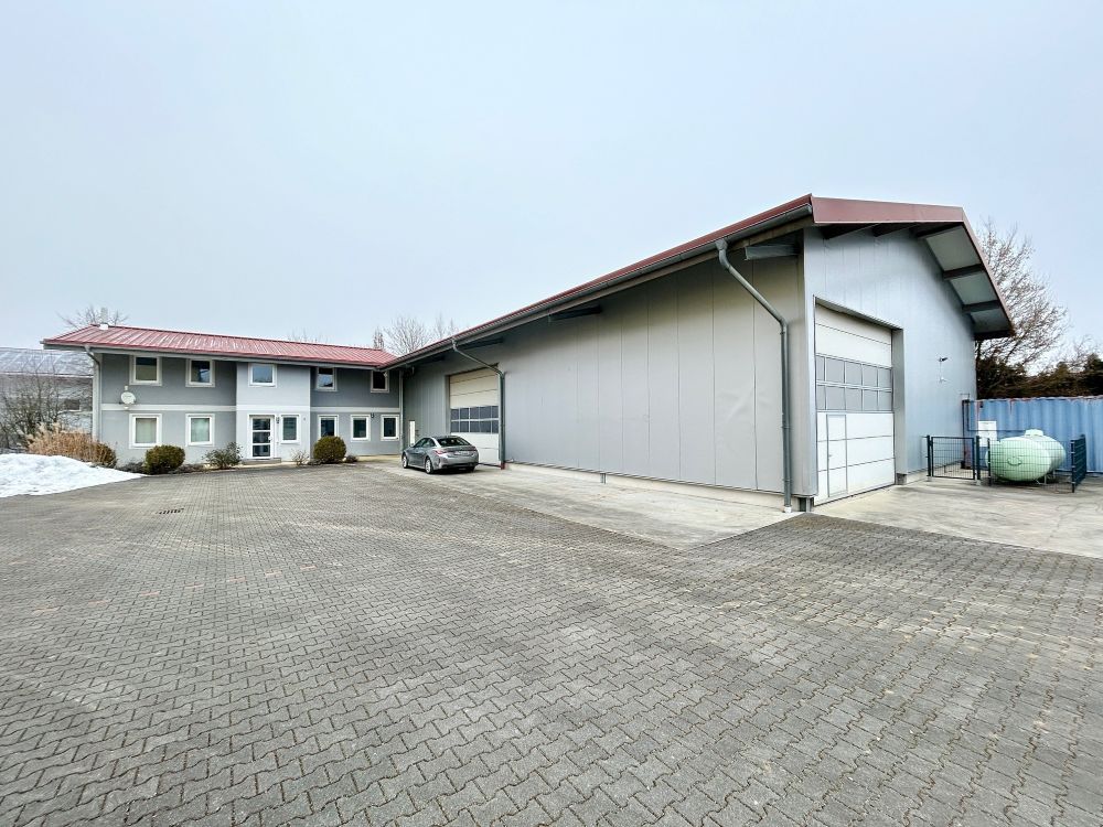 Funktionale Gewerbeimmobilie in wirtschaftsstarker Region Oberbayerns